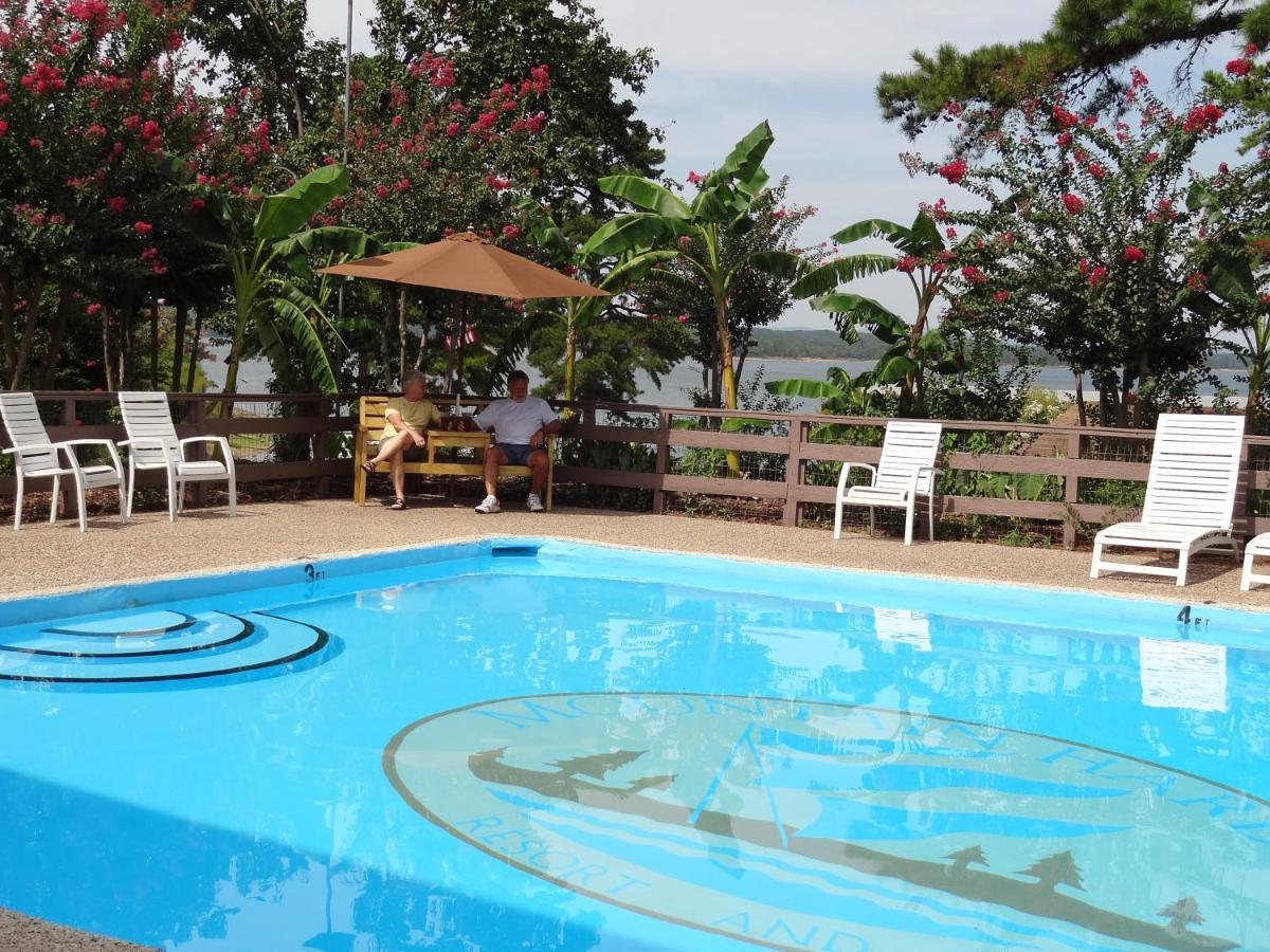 Poolside King Cabana With Full Kitchen, King Bed, Sleeper Sofa And Pool Access, Hotel Room Mount Ida Exterior foto